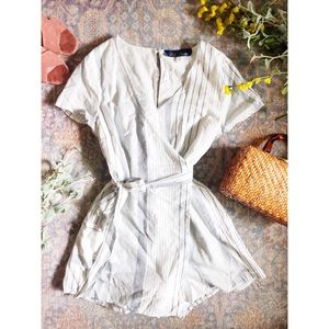 NWT Wrap Romper 💙